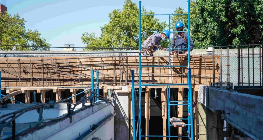 Tenaris construye cuatro nuevas aulas en la Escuela Secundaria Técnica Nº2 de Zárate
