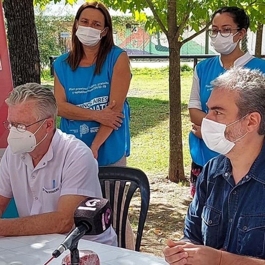 Llegaron más dosis y Campana continúa vacunando 