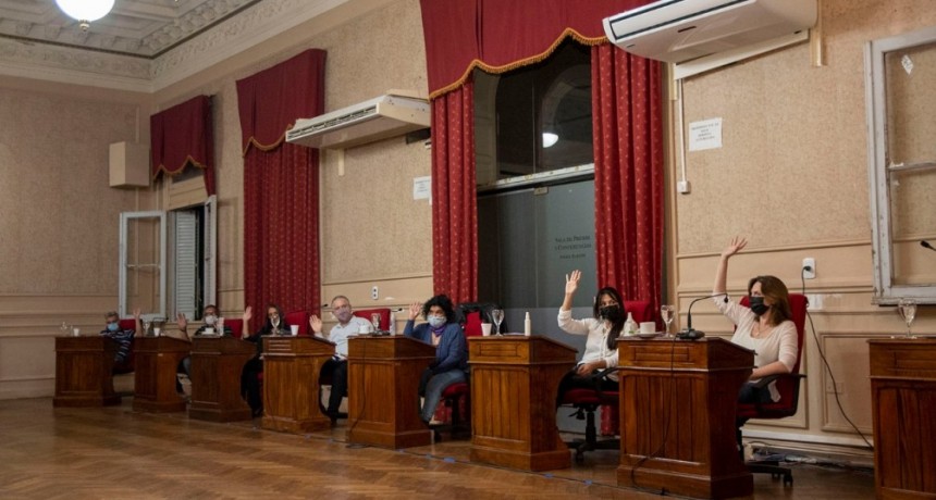 Concejales JxC : La Cámpora quiere cerrar las escuelas y los negocios en lugar de traer más vacunas la Ciudad