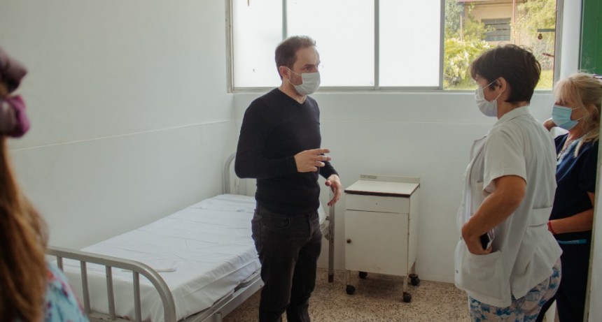 Abella anunció la apertura de un anexo hospitalario y volvió a pedir a los vecinos que extremen los cuidados