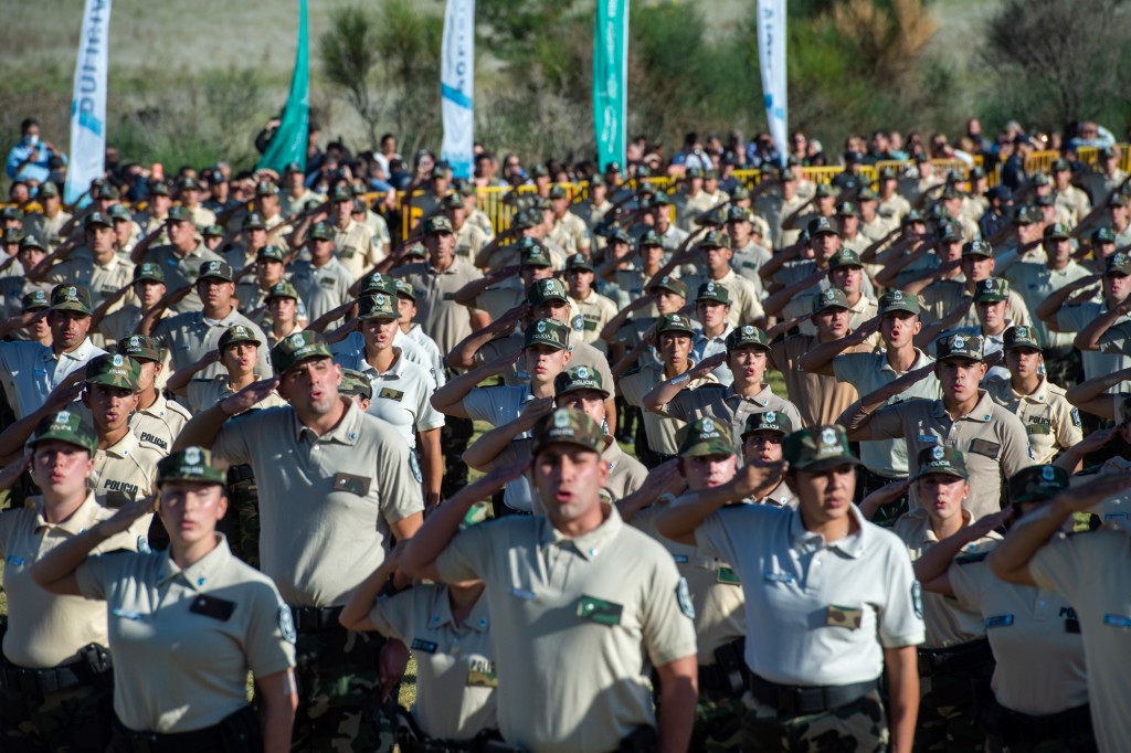 OLAVARRÍA : Egresaron los primeros cadetes de la nueva Policía Rural de la Provincia 