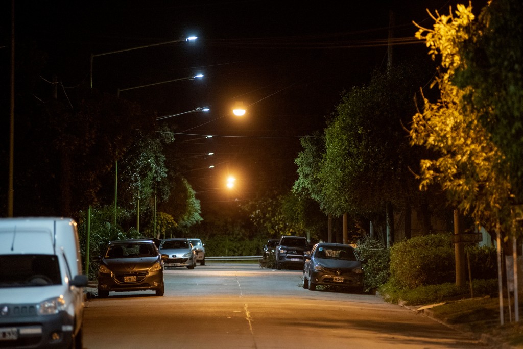 El Municipio sigue reforzando la luminaria LED en la ciudad