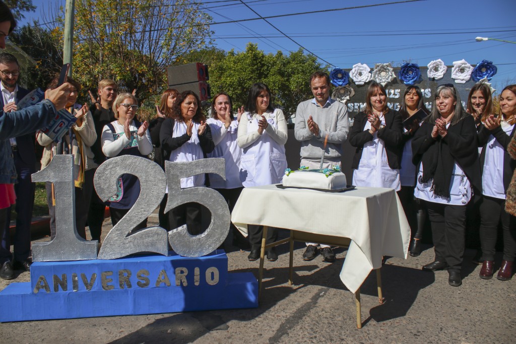 El Intendente acompañó el 125º aniversario de la Escuela Nº 8