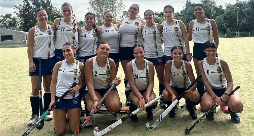 Hóckey : las categorías juveniles del CCC continúan con su invicto en el Metro