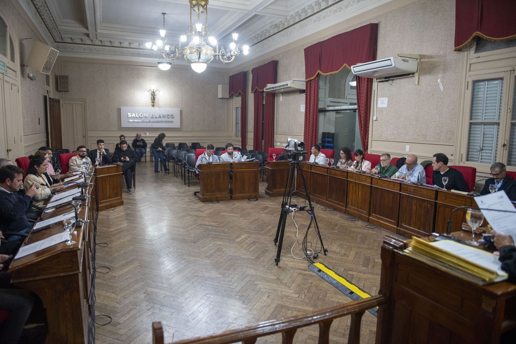 El HCD aprob&oacute; m&aacute;s de 20 proyectos en su primera sesi&oacute;n ordinaria de abril