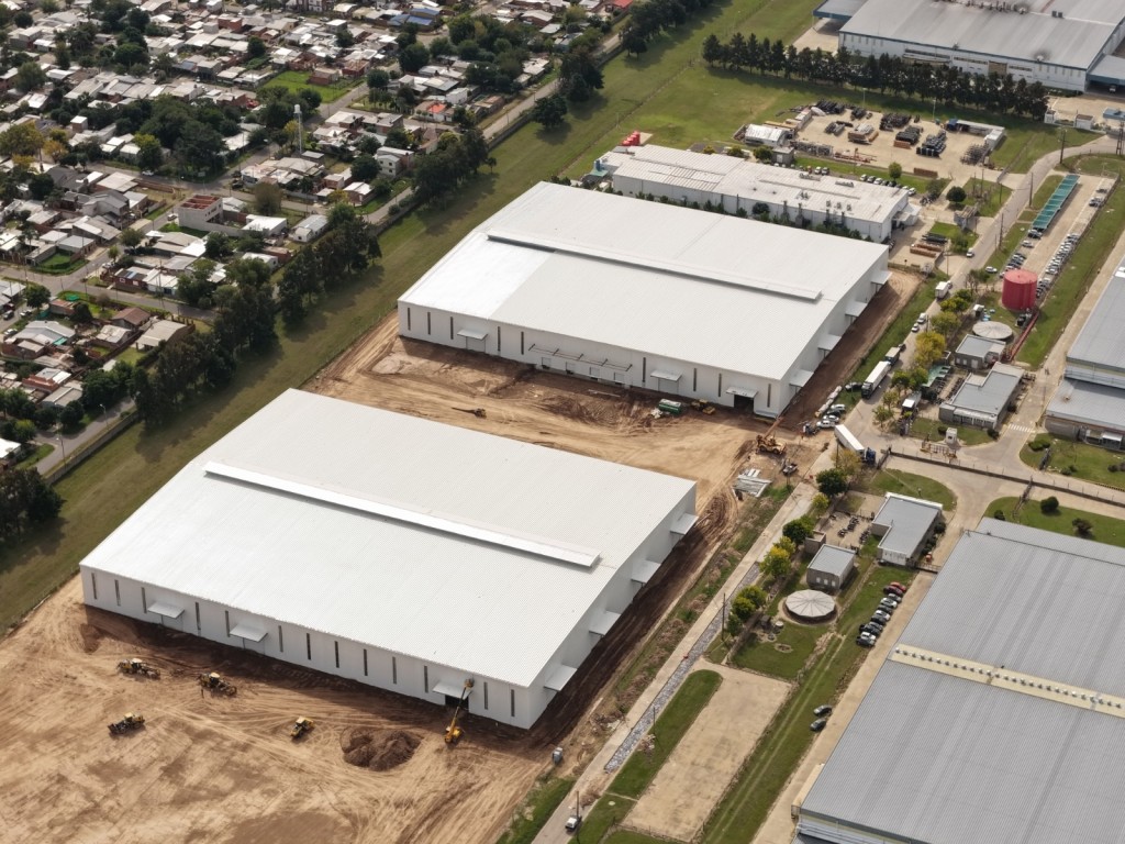 Abella: "La obra del acceso al Parque Industrial desde Ruta 9 fue determinante para que Foton elija Campana"