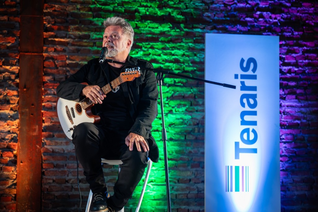 Noche de m&uacute;sica y an&eacute;cdotas en Tenaris junto a Juanchi Baleir&oacute;n