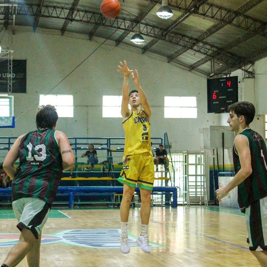 Ciudad de Campana comenz&oacute; pisando fuerte en la Liga Provincial U21