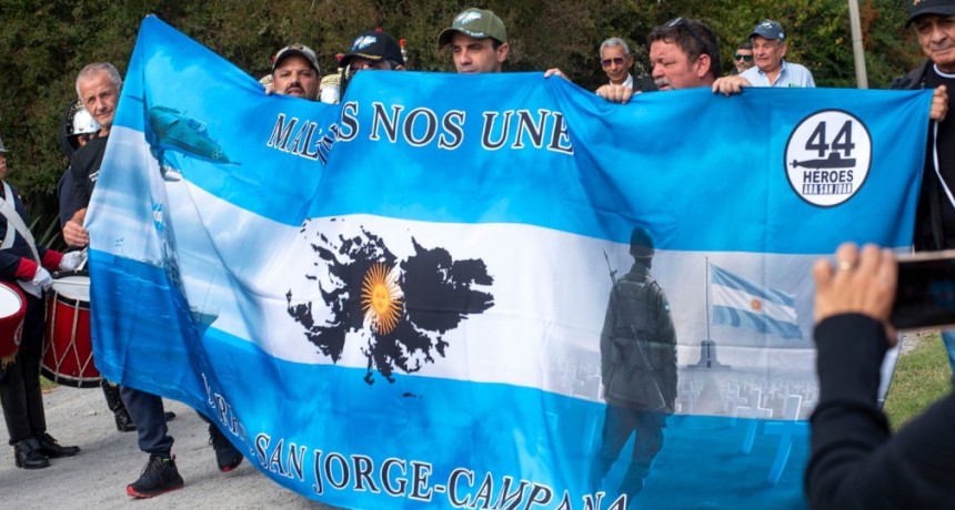 El Intendente acompa&ntilde;&oacute; a los vecinos de San Jorge en su homenaje a los H&eacute;roes de Malvinas