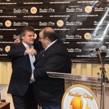 CON UN AUDITORIO PARTICIPATIVO ENRIQUE SACCO BRIND?&rsquo; SU CHARLA EN EL PLAZA HOTEL