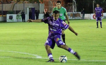 VILLA D�LMINE COMENZ?&rsquo; EL PARTIDO ILUMINADO HASTA QUE SE CORT?&rsquo; LA ENERG�A Y EL PARTIDO FUE SUSPENDIDO