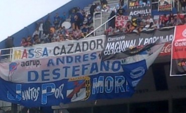 Cazador estuvo en V&eacute;lez acompa&ntilde;ando a Massa en el lanzamiento de su precandidatura