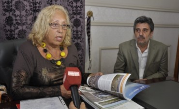 La Intendente Giroldi present&oacute; a la Comunidad la Revista &ldquo;Campana en Perspectiva: Invertir, Producir, Crecer&rdquo;