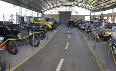 Con &ldquo;Una Noche en el Museo&rdquo; contin&uacute;a hoy el &ldquo;Viviendo el 130&deg; Aniversario&rdquo;