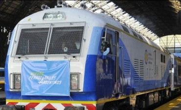 Intendente Giroldi y Presidente de ADIF, Dr. Franetovich                                                                                Campana se incorpora como nueva parada del servicio diario ferroviario Buenos Aires-Rosario
