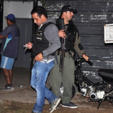 Otro operativo policial de saturaci&oacute;n se concret&oacute; en cinco barrios de la cuidad