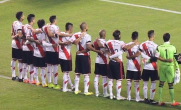 "F�TBOL CON ESTILO" CON LA COPA LIBERTADORES DESDE EL MONUMENTAL