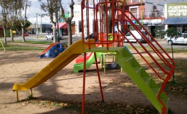 RAINERI SOLICITO QUE SE CUMPLAN CON LAS ZONAS SEGURAS PARA MENORES EN PLAZAS Y PARQUES 