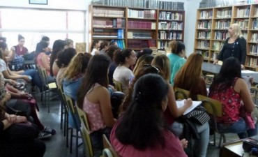 Alumnos del Instituto N&deg; 15 compartieron una jornada con la Biblioteca Municipal y el Archivo Hist&oacute;rico