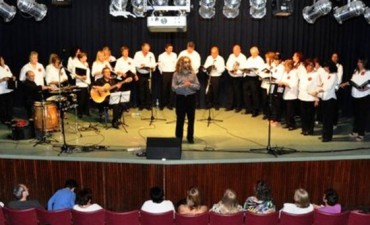 El Coro Polif&oacute;nico Municipal &ldquo;Carlos del Re&rdquo; contin&uacute;a con su intensa agenda de trabajo