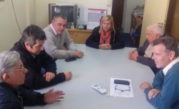 AXEL CANTLON, CARLOS GOMEZ Y NORBERTO BONOLA SE REUNIERON CON REFERENTES RADICALES DE Z&Aacute;RATE