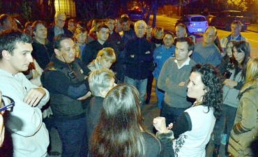 El Intendente se reuni&oacute; con vecinos del barrio Banco Provincia para buscar mejoras en la seguridad