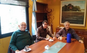 Vecinos isle&ntilde;os recibieron ayuda de la Provincia
