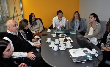 El Intendente se reuni&oacute; con las autoridades del colegio Austin