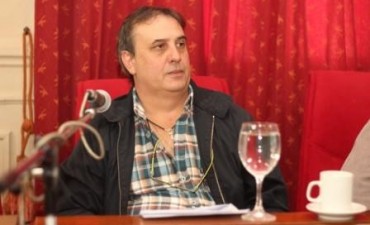 &ldquo;La gesti&oacute;n municipal necesita menos marketing  y m&aacute;s compromiso con la gente&rdquo;