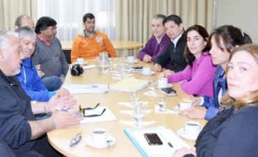 Paritarias: El martes se volver&aacute; a reunir el municipio y el gremio