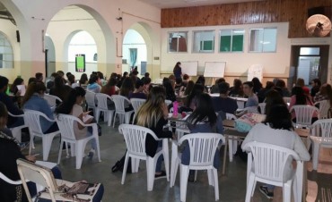 M&aacute;s de 350 alumnos asisten a clases del CBC en Campana