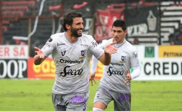 Villa D&aacute;lmine igual&oacute; con Douglas Haig 1 a 1