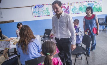 Tras gestiones del Municipio, tres escuelas de la ciudad recibir&aacute;n importantes donaciones