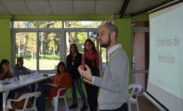Escuela en movimiento: contin&uacute;an capacitando a directivos de nivel inicial y primario