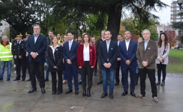 El Intendente Abella encabez&oacute; la celebraci&oacute;n del 207&ordm; aniversario de la Revoluci&oacute;n de Mayo   