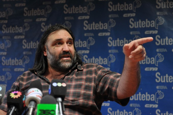 Baradel: mafia es evadir impuestos con cuentas en el exterior