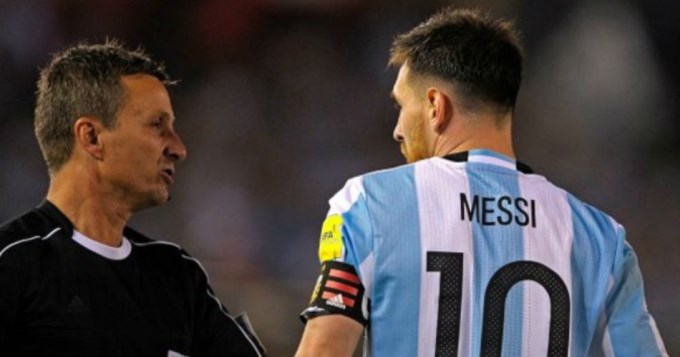 Messi pidi&oacute; a la FIFA que le den por cumplida su sanci&oacute;n?&nbsp;
