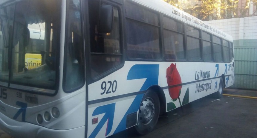 Transporte: contin&uacute;an los servicios directos a Plaza Italia para pasajeros de Campana   