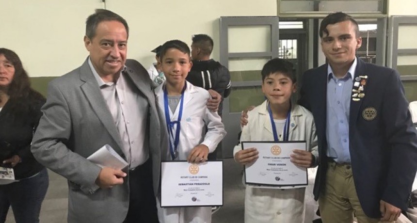 ROTARY CLUB CAMPANA                                       INICIO DE PAGO DE BECAS  2018  Y RECONOCIMIENTO A ALUMNOS DE ESCUELAS PRIMARIAS DE CAMPANA