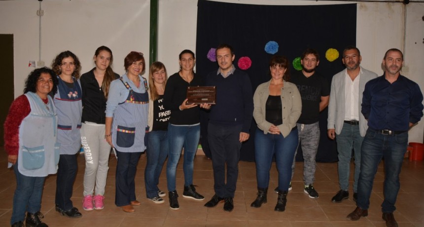 El Municipio reconoci&oacute; a la cooperadora del jard&iacute;n N&deg;907 por sus 35 a&ntilde;os de trabajo