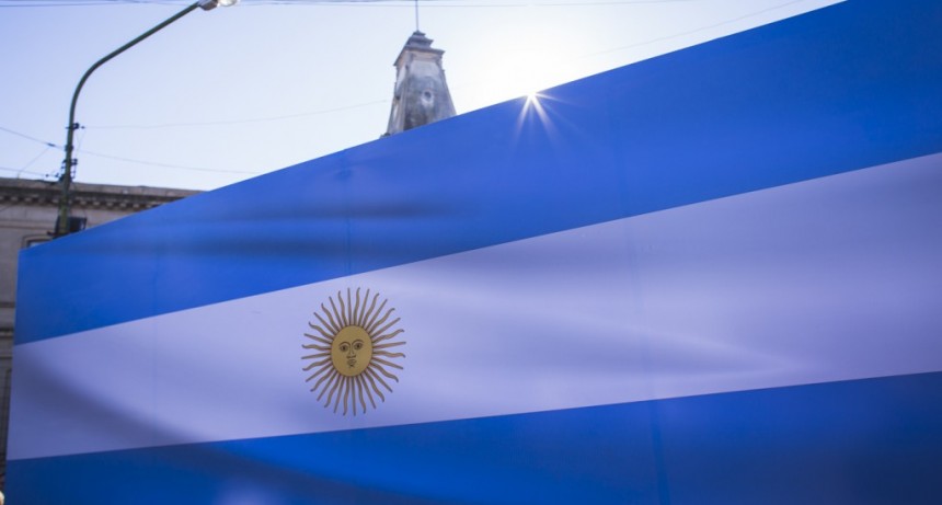 El Municipio invita a celebrar el 208&deg; aniversario de la Revoluci&oacute;n de Mayo 