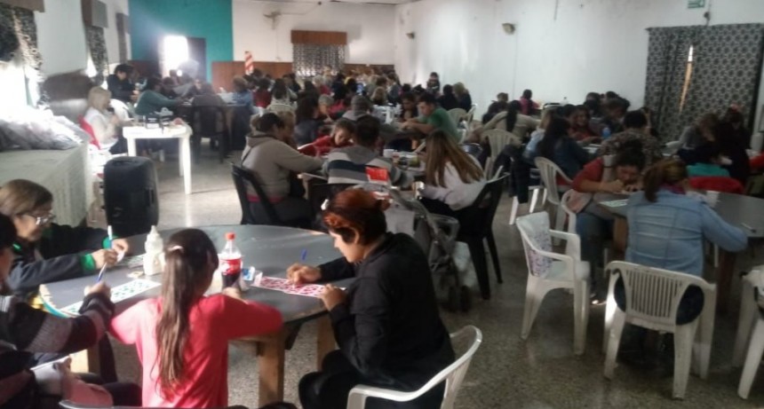 Militantes de Cambiemos &ldquo;Sentir&rdquo; realizaron una loter&iacute;a a beneficio de un vecino