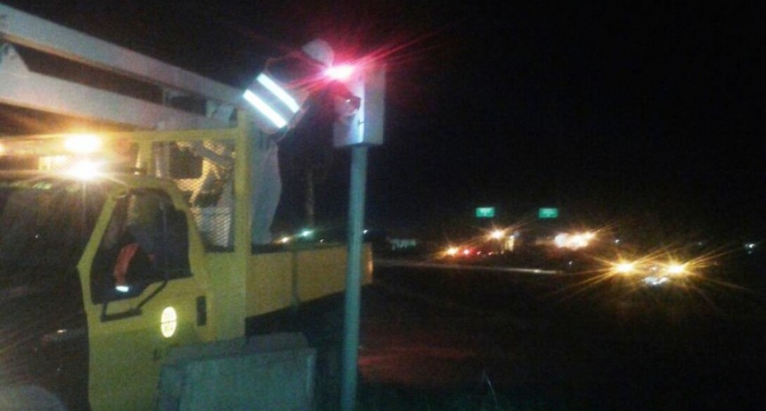 El Municipio inici&oacute; la reparaci&oacute;n de luminarias en la Ruta 6