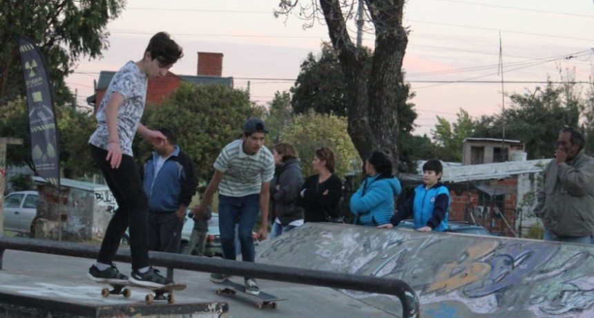 Skate: los alumnos de la escuela municipal entrenan para los Juegos Bonaerenses 2018