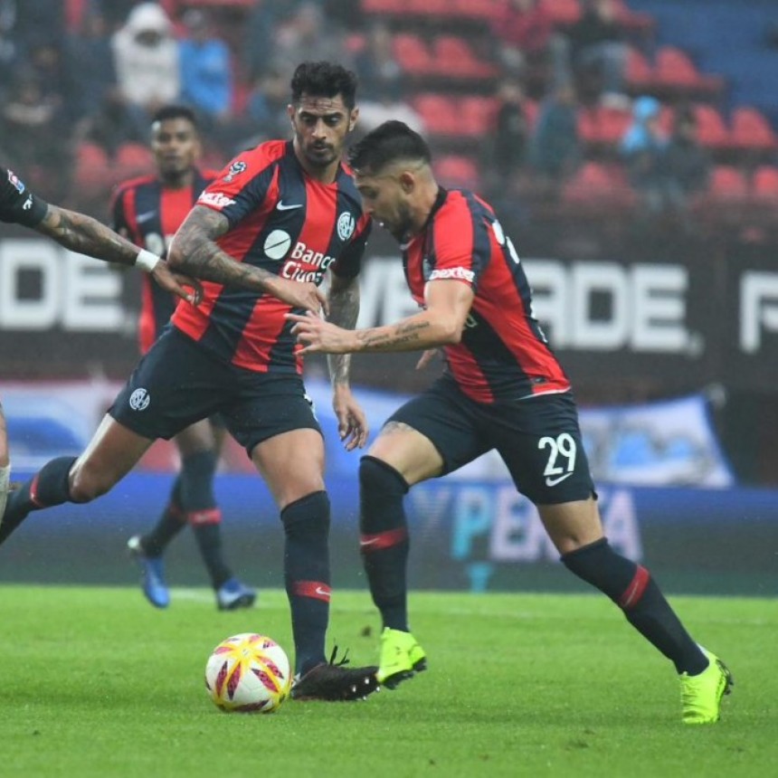Argentinos Juniors elimin&oacute; a San Lorenzo de Almagro de la Copa de la Superliga