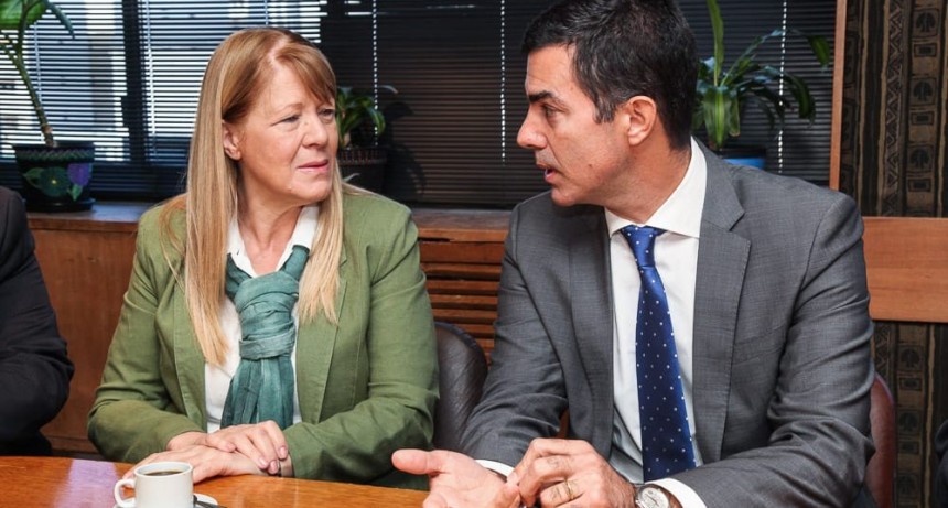 Urtubey y Margarita Stolbizer coincidieron en la necesidad de institucionalizar el di&aacute;logo pol&iacute;tico