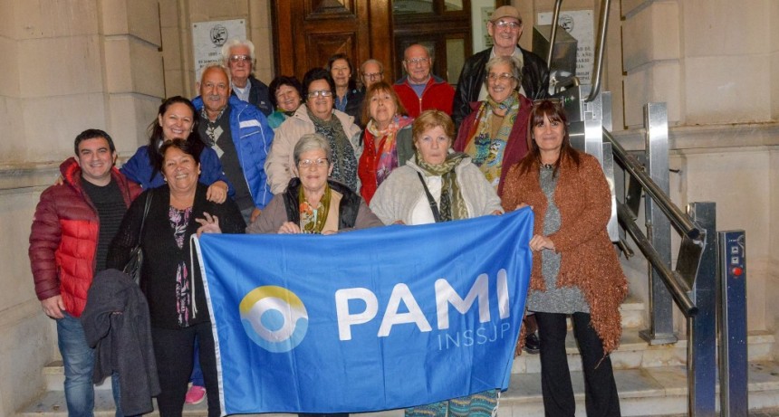 Afiliados de PAMI viajaron gratis a San Luis