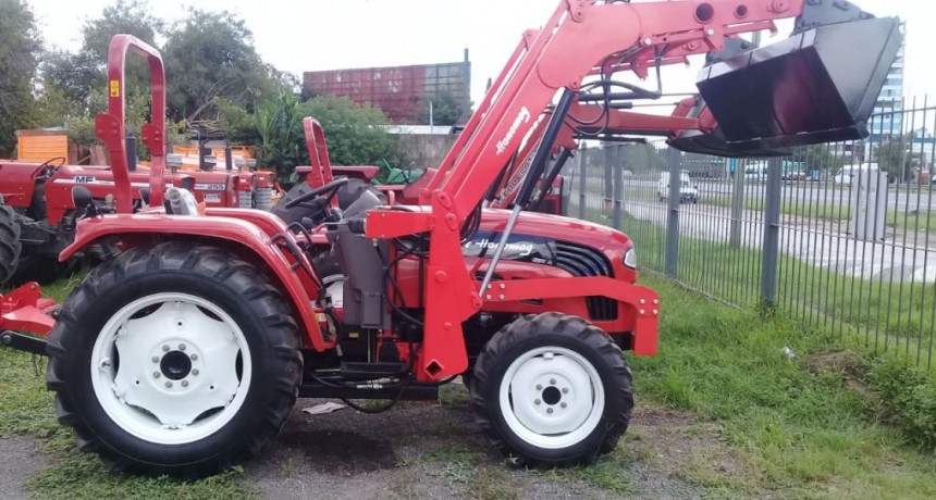 ROTARY CLUB CAMPANA: DONACION DE UN TRACTOR Y ELEMENTOS DE LABRANZA PARA LA ESCUELA DE ENSEÑANZA AGRARIA No. 1, ISLA TALAVERA