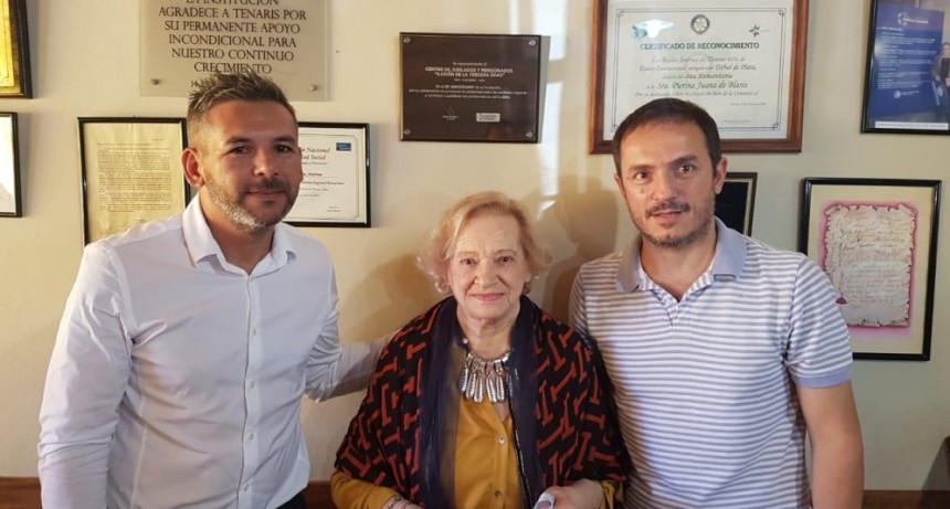 Abella acompa&ntilde;&oacute; el 25&deg; aniversario del Centro de Jubilados Ilusi&oacute;n de la Tercera Edad 