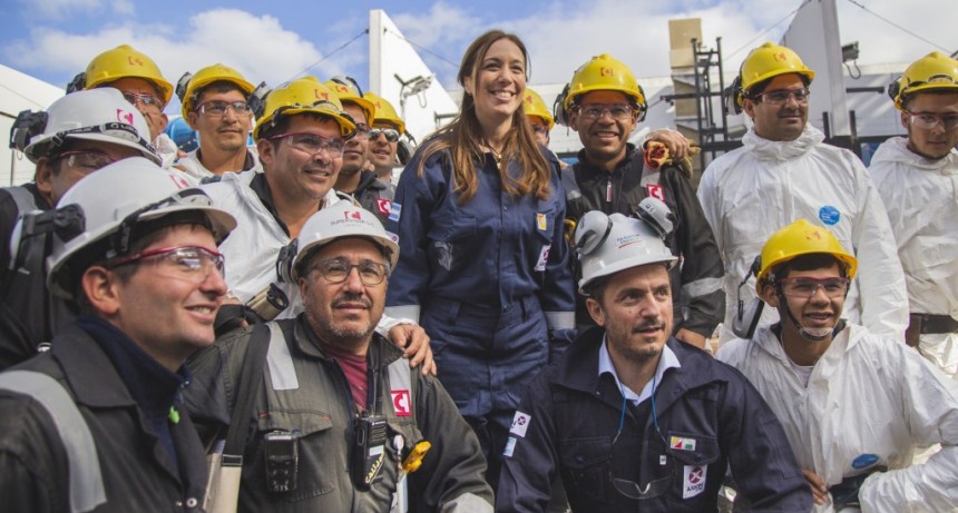 Vidal y Abella visitaron la refiner&iacute;a de AXION energy